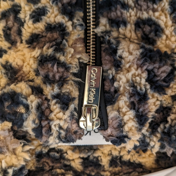 Calvin Klein Leopard Print Sherpa Faux Shearling Zip Vest Women’s Small - Picture 2 of 11